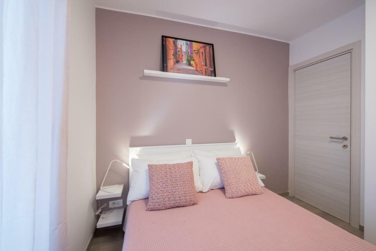 Art Design Apartments Pola Esterno foto